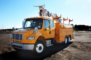 Unité pour construction et plantage de poteaux